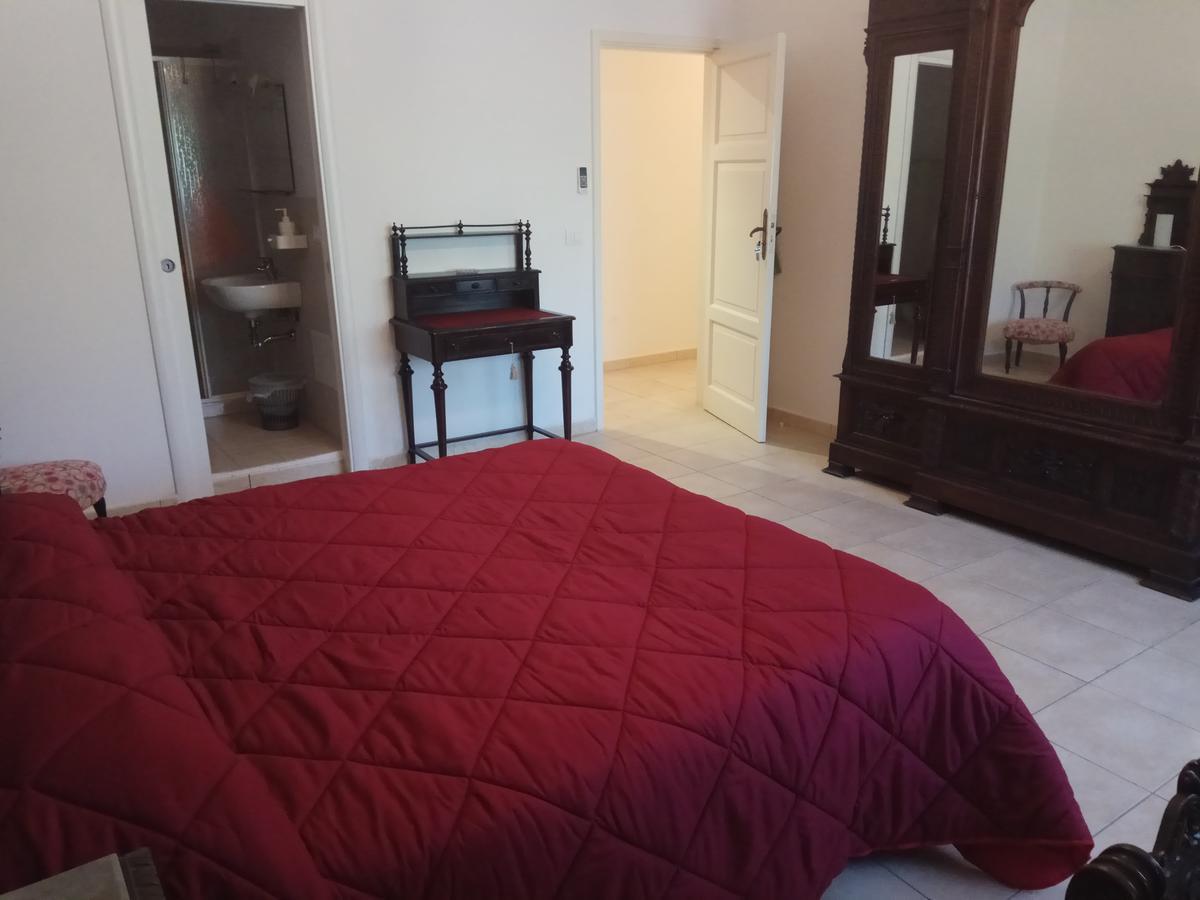 เอมเมฟวี Bed & Breakfast โตรเปอา ภายนอก รูปภาพ
