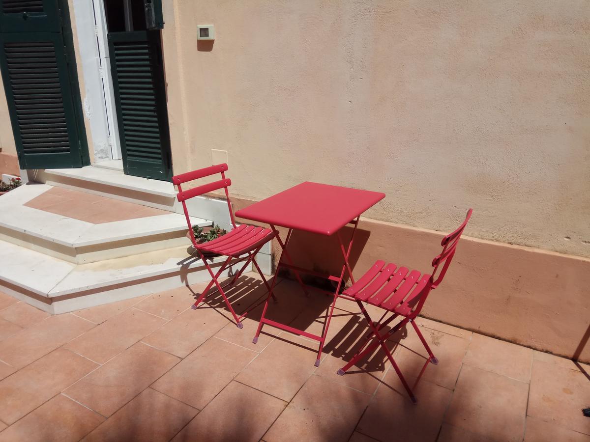 เอมเมฟวี Bed & Breakfast โตรเปอา ภายนอก รูปภาพ