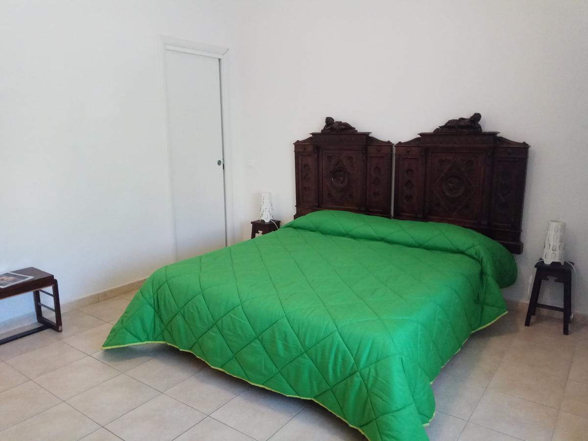 เอมเมฟวี Bed & Breakfast โตรเปอา ภายนอก รูปภาพ